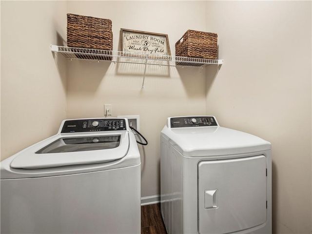 3271 Heatherwood Drive, Gainesville, GA 30507