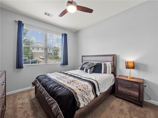 3271 Heatherwood Drive, Gainesville, GA 30507