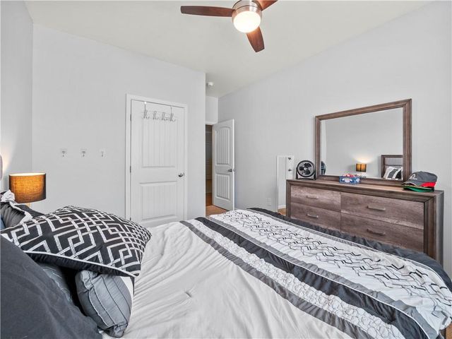 3271 Heatherwood Drive, Gainesville, GA 30507