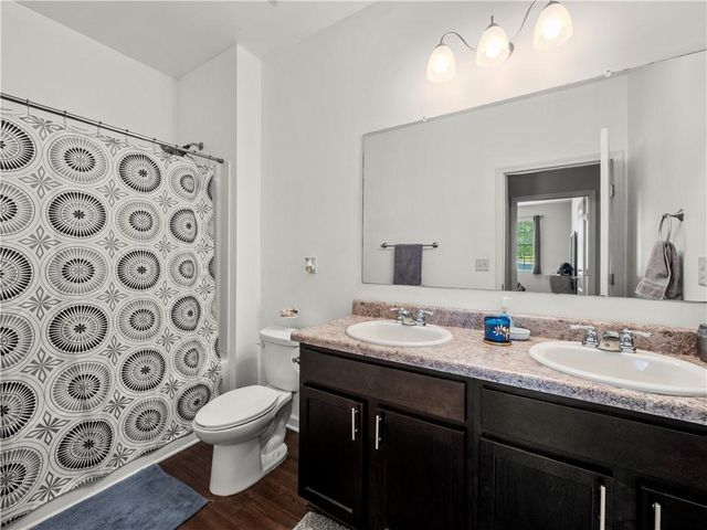 3271 Heatherwood Drive, Gainesville, GA 30507