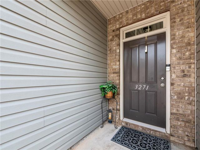 3271 Heatherwood Drive, Gainesville, GA 30507