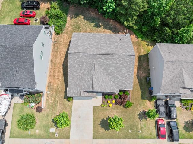 3271 Heatherwood Drive, Gainesville, GA 30507