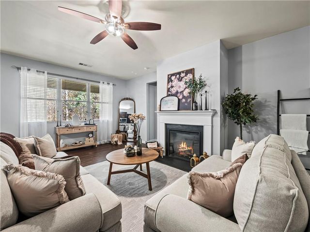 3271 Heatherwood Drive, Gainesville, GA 30507