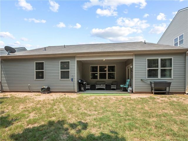 3271 Heatherwood Drive, Gainesville, GA 30507