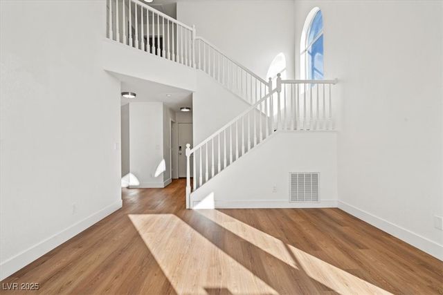 8009 Celebreeze Court, Las Vegas, NV 89145