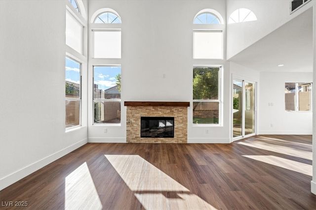 8009 Celebreeze Court, Las Vegas, NV 89145