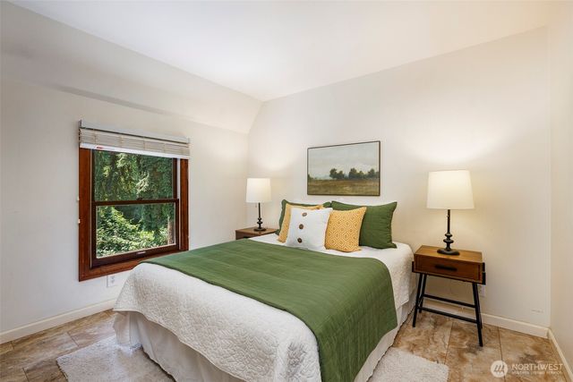 23200 19th Avenue SE, Bothell, WA 98021