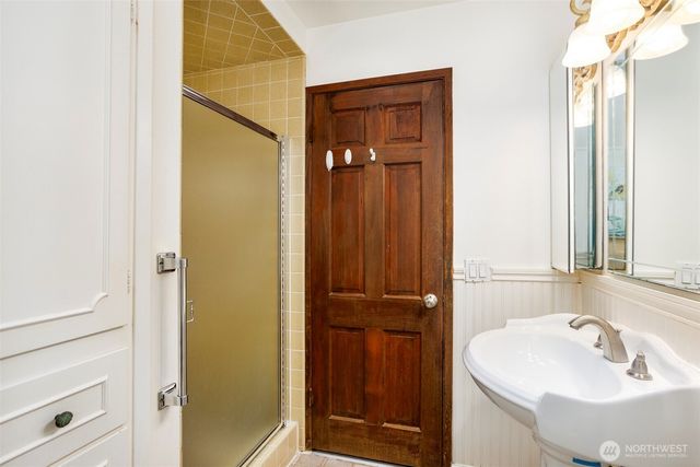 23200 19th Avenue SE, Bothell, WA 98021