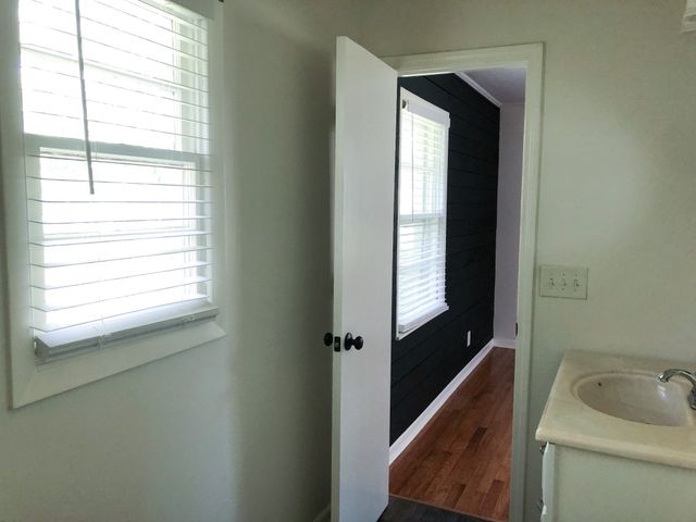 1102 N High St, Winchester, TN 37398