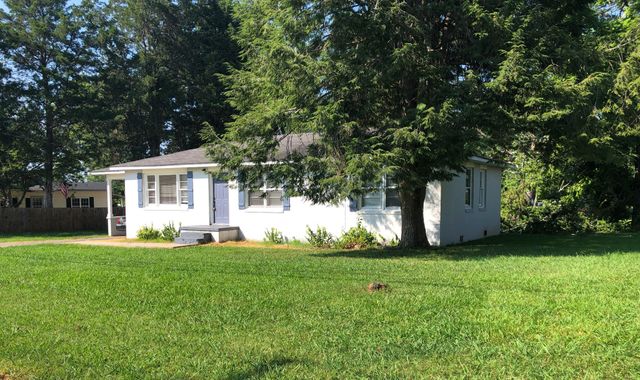 1102 N High St, Winchester, TN 37398