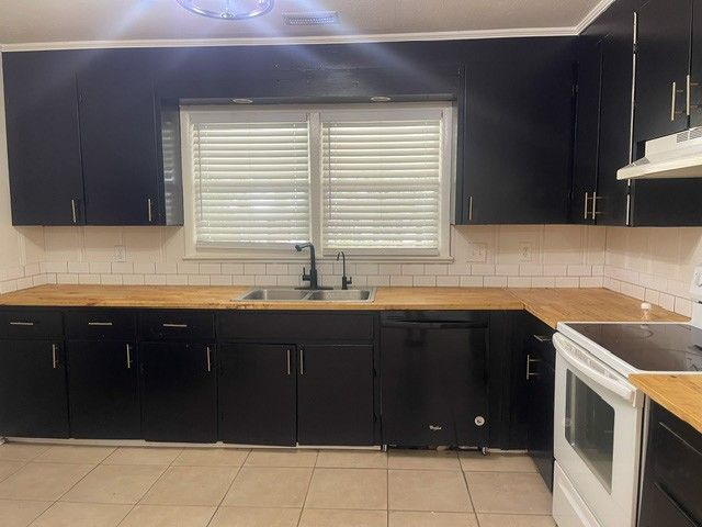 1102 N High St, Winchester, TN 37398
