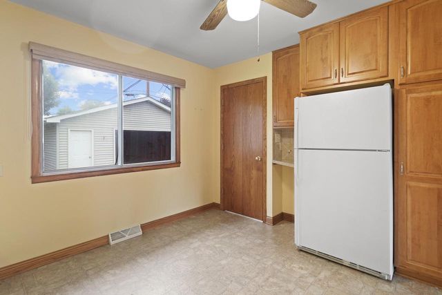 1904 87th STREET, Kenosha, WI 53143