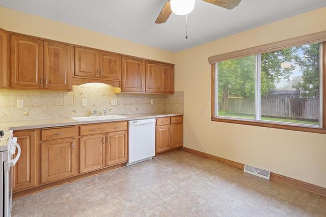 1904 87th STREET, Kenosha, WI 53143