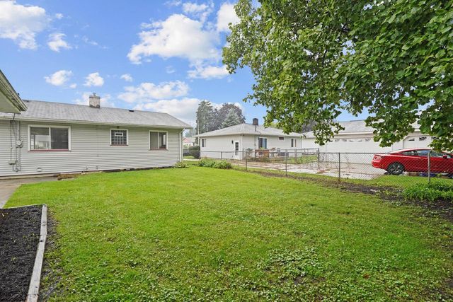 1904 87th STREET, Kenosha, WI 53143
