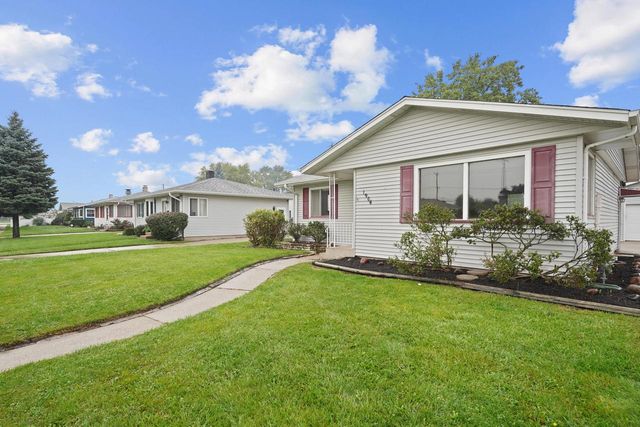 1904 87th STREET, Kenosha, WI 53143