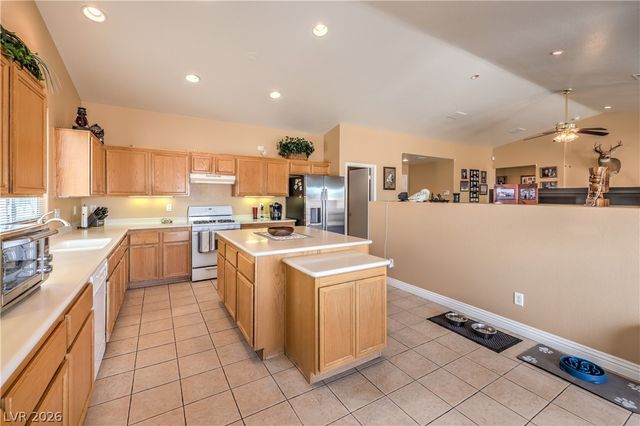 2710 Port Lewis Avenue, Henderson, NV 89052