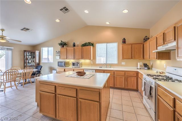 2710 Port Lewis Avenue, Henderson, NV 89052