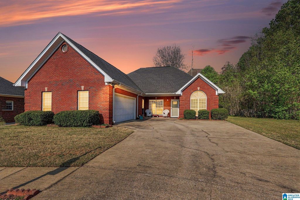 5934 SHILO RUN, Pinson, AL 35126