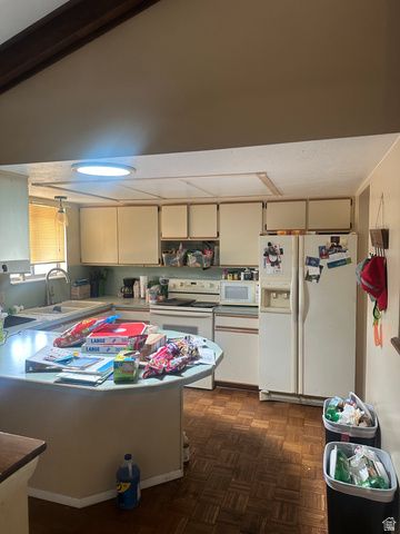 541 N 1500 W, West Point, UT 84015