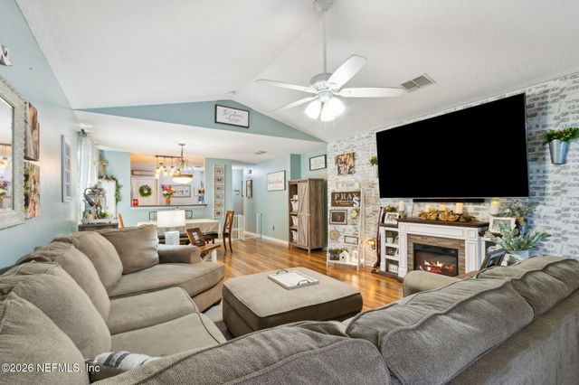 96055 AQUA VISTA Court, Yulee, FL 32097