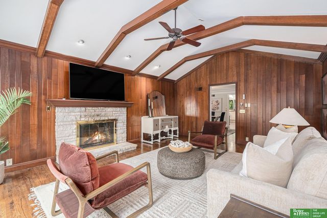 652 N 66 Street, Omaha, NE 68132