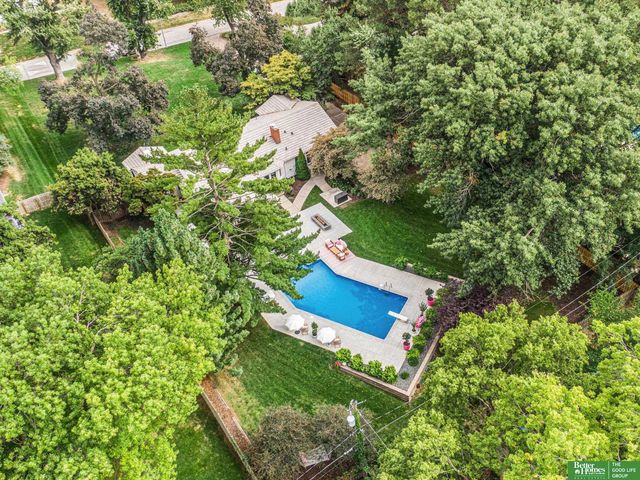 652 N 66 Street, Omaha, NE 68132