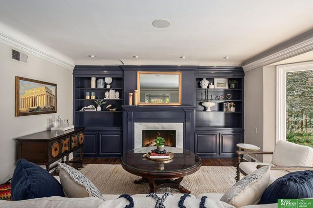 652 N 66 Street, Omaha, NE 68132