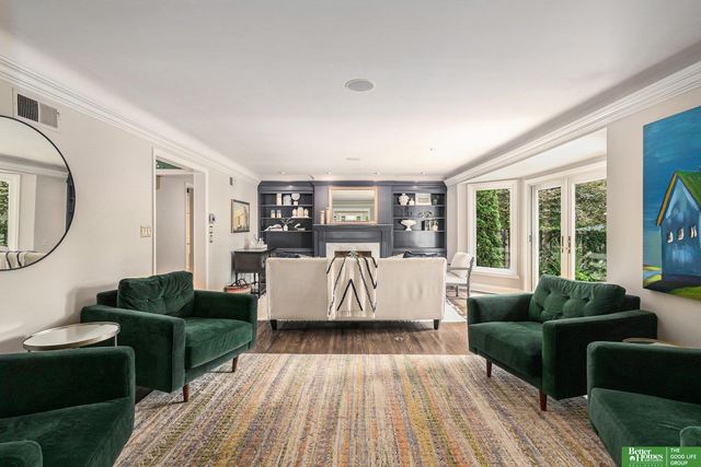 652 N 66 Street, Omaha, NE 68132