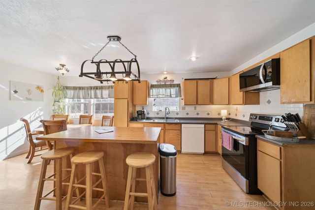 442156 E 367 Road, Big Cabin, OK 74332