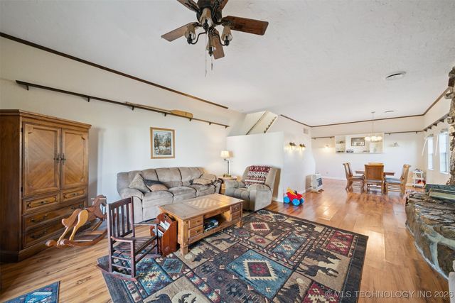 442156 E 367 Road, Big Cabin, OK 74332