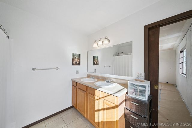 442156 E 367 Road, Big Cabin, OK 74332