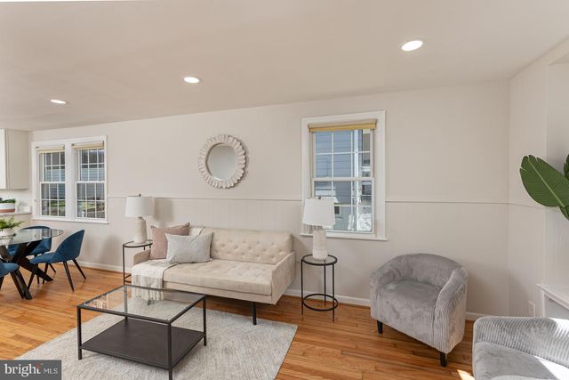 571 WOODBINE AVE, Baltimore, MD 21204