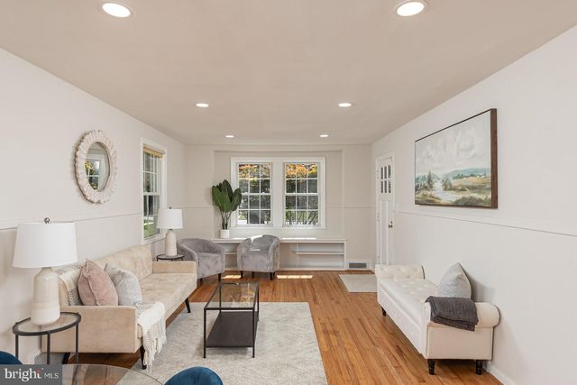 571 WOODBINE AVE, Baltimore, MD 21204
