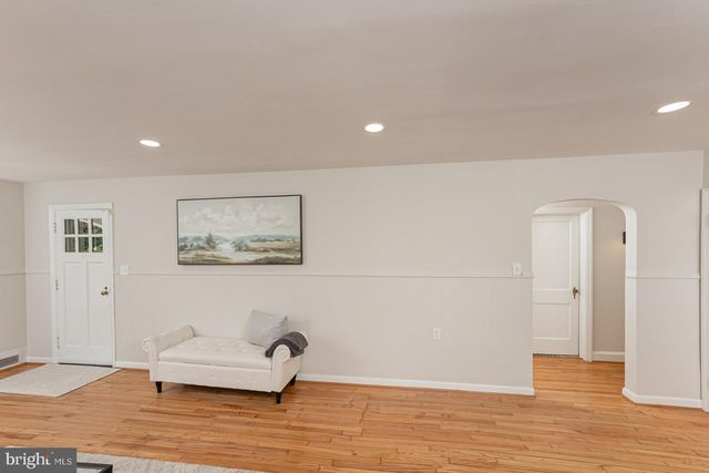 571 WOODBINE AVE, Baltimore, MD 21204