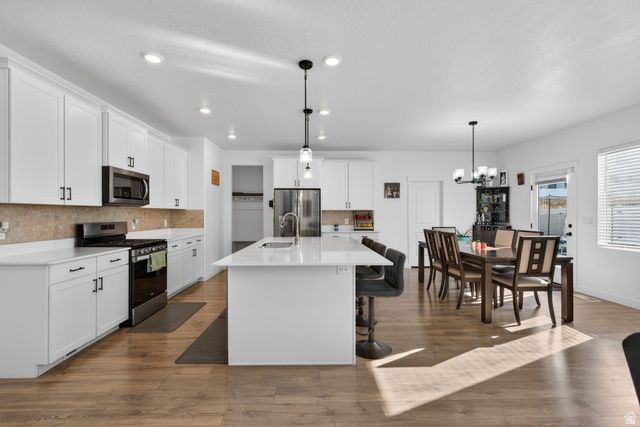 8703 W BECKVILLE DR, Magna, UT 84044