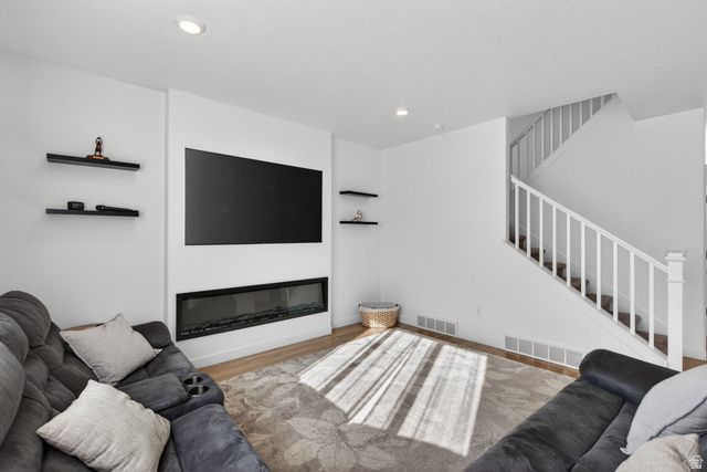 8703 W BECKVILLE DR, Magna, UT 84044