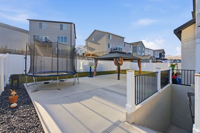 8703 W BECKVILLE DR, Magna, UT 84044