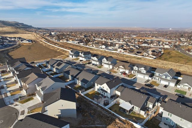 8703 W BECKVILLE DR, Magna, UT 84044