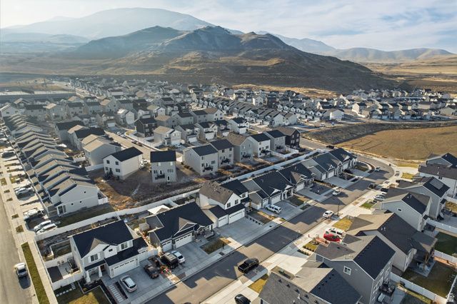 8703 W BECKVILLE DR, Magna, UT 84044