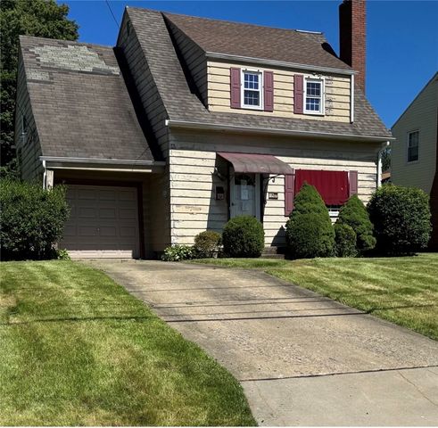 749 Pershing St, Ellwood City, PA 16117