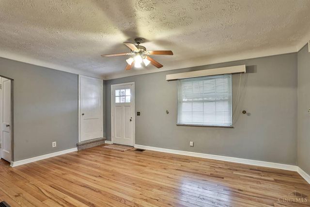 4425 Clifford Road, Deer Park, OH 45236