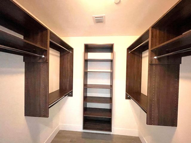 2960 NE 207th Street 1107, Aventura, FL 33180