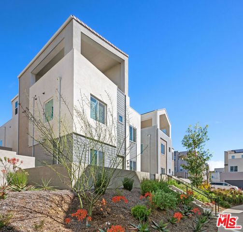 26710 Beartown Lane, Stevenson Ranch, CA 91381