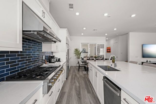 26710 Beartown Lane, Stevenson Ranch, CA 91381