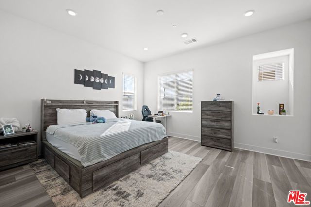 26710 Beartown Lane, Stevenson Ranch, CA 91381