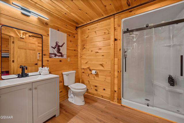 2619 Bear Crossing Way, Sevierville, TN 37862