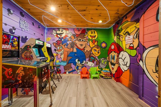 2619 Bear Crossing Way, Sevierville, TN 37862