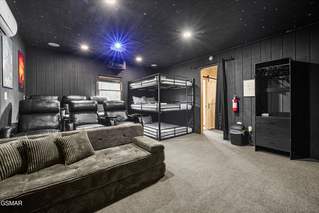 2619 Bear Crossing Way, Sevierville, TN 37862