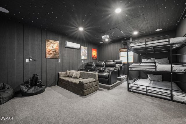 2619 Bear Crossing Way, Sevierville, TN 37862