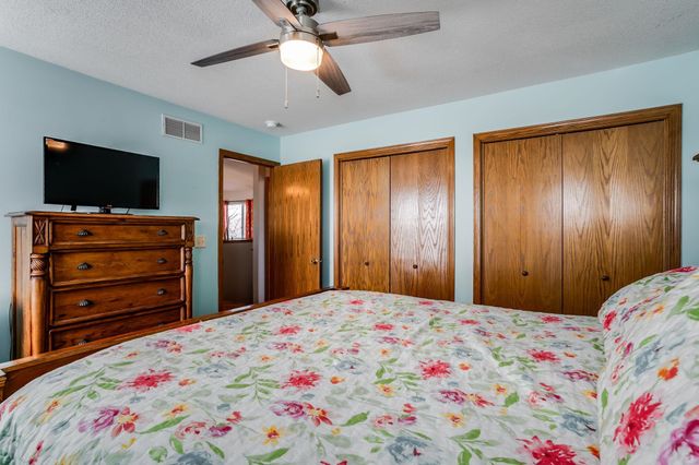 1657 N Prairie Run Cir, Mulvane, KS 67110